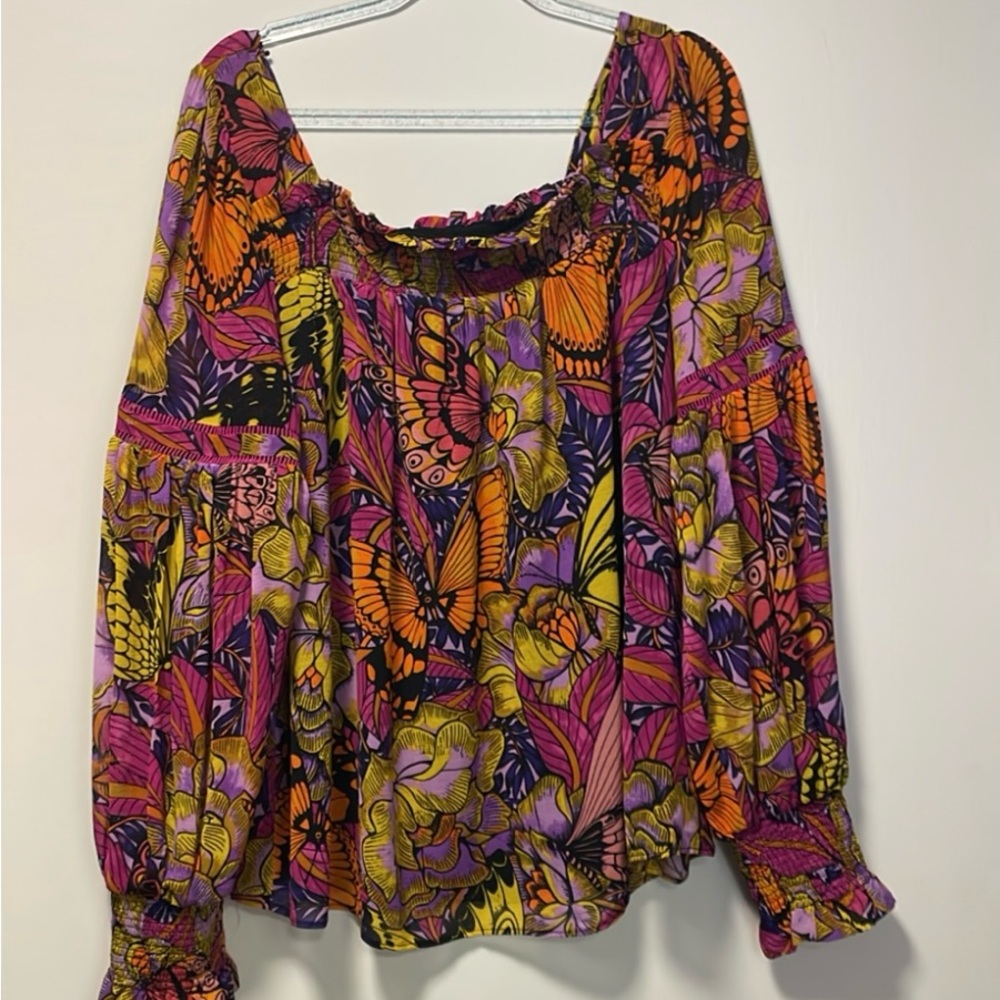 Anthropologie “butterfly “ blouse, floral top sz M - peasant top